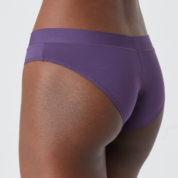 CUUP Demi Bra Set in Dusk - Picture 8 of 12